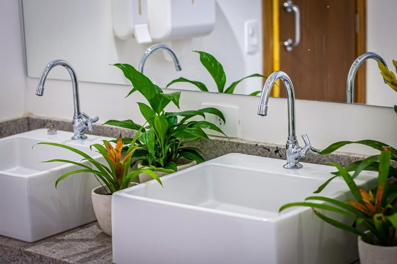 Hostel Central Sao Sebastiao المظهر الخارجي الصورة